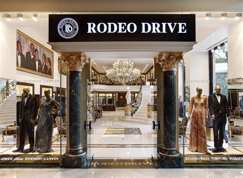 rodeo drive boutique dresses.